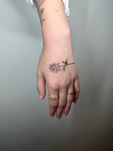 TattooGigs tattoo from Sappho V tattoo artist (Realism, Fine-line style)