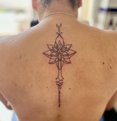 TattooGigs tattoo from Evina B tattoo artist (Continuous line, Geometric style)
