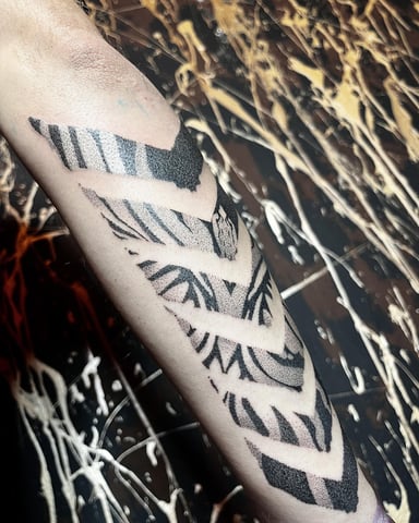 TattooGigs tattoo from Lisa L tattoo artist (Stick and poke, Dotwork style)