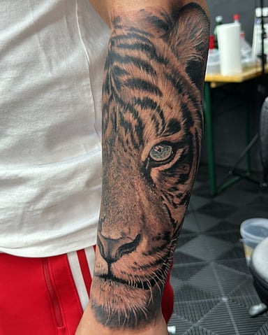 TattooGigs tattoo from Robert  U tattoo artist ( style)