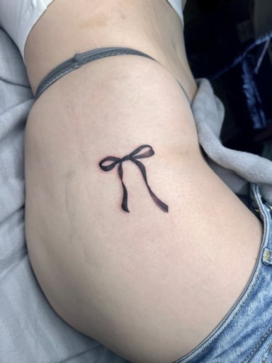 TattooGigs tattoo from Mirna R tattoo artist (Realism, Blackwork style)